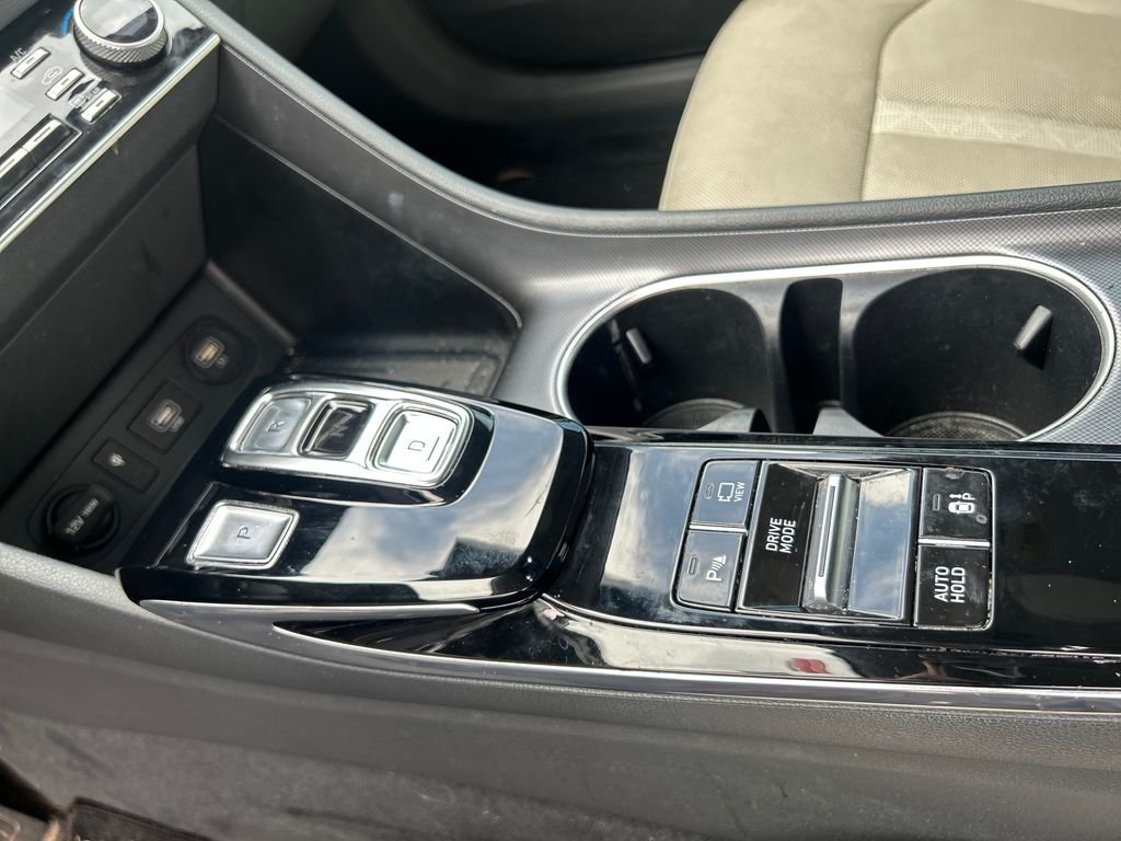 Certified Used 2020 Gray Hyundai Limited image 18