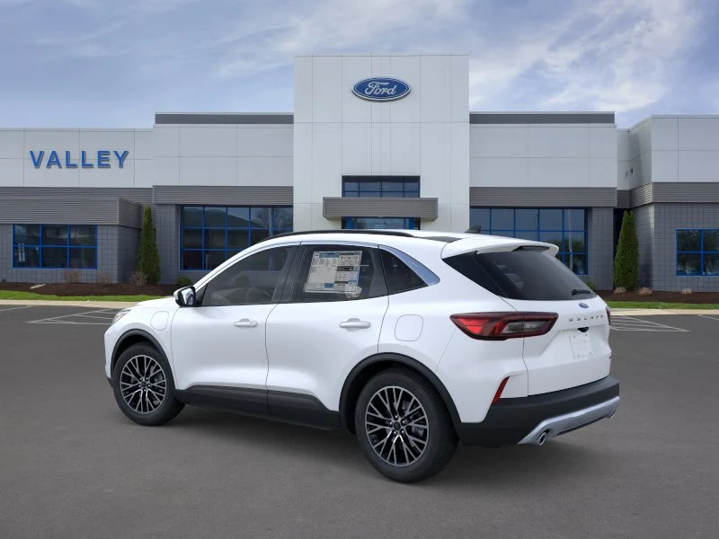 New 2026 Star White Metallic Tri-coat Ford Plug-in Hybrid image 5