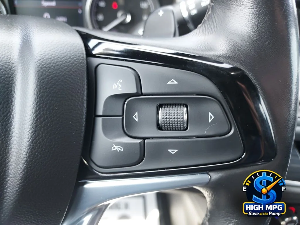 Used 2023 Gray Buick Essence image 22