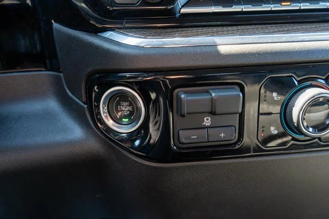 2023 Chevrolet Silverado 1500 RST - Photo 25