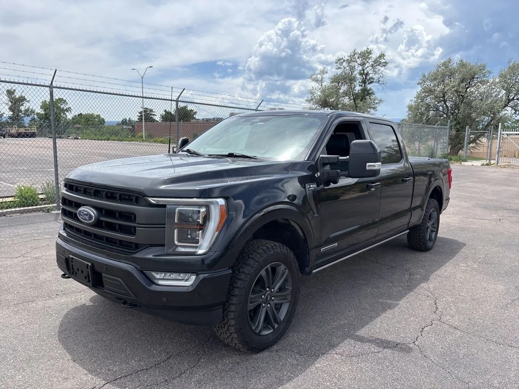 Used 2023 Black Ford Lariat image 2