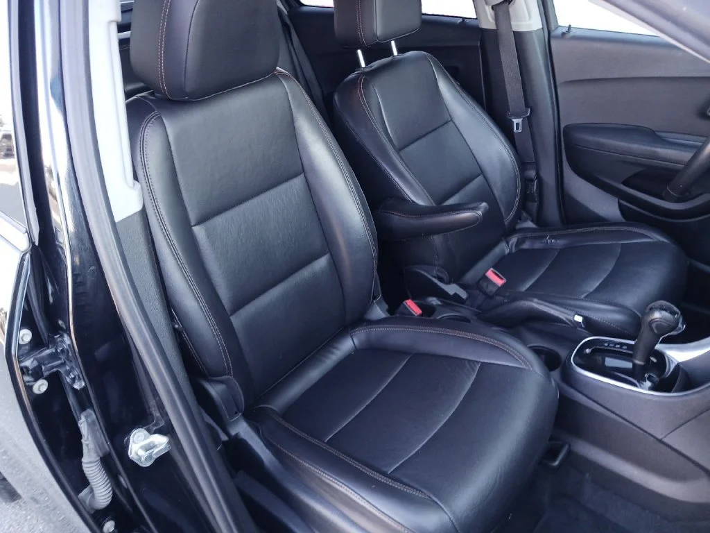 Used 2017 MOSAIC BLACK METALLIC Chevrolet Premier image 27