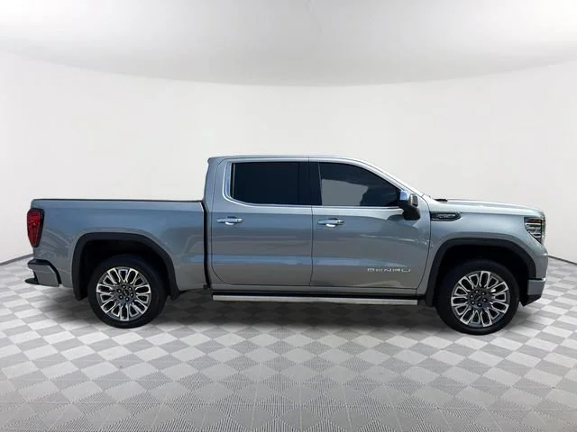Used 2025 Sterling Metallic GMC Denali Ultimate image 4