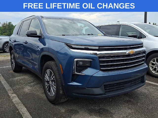 2025 Chevrolet Traverse LT
