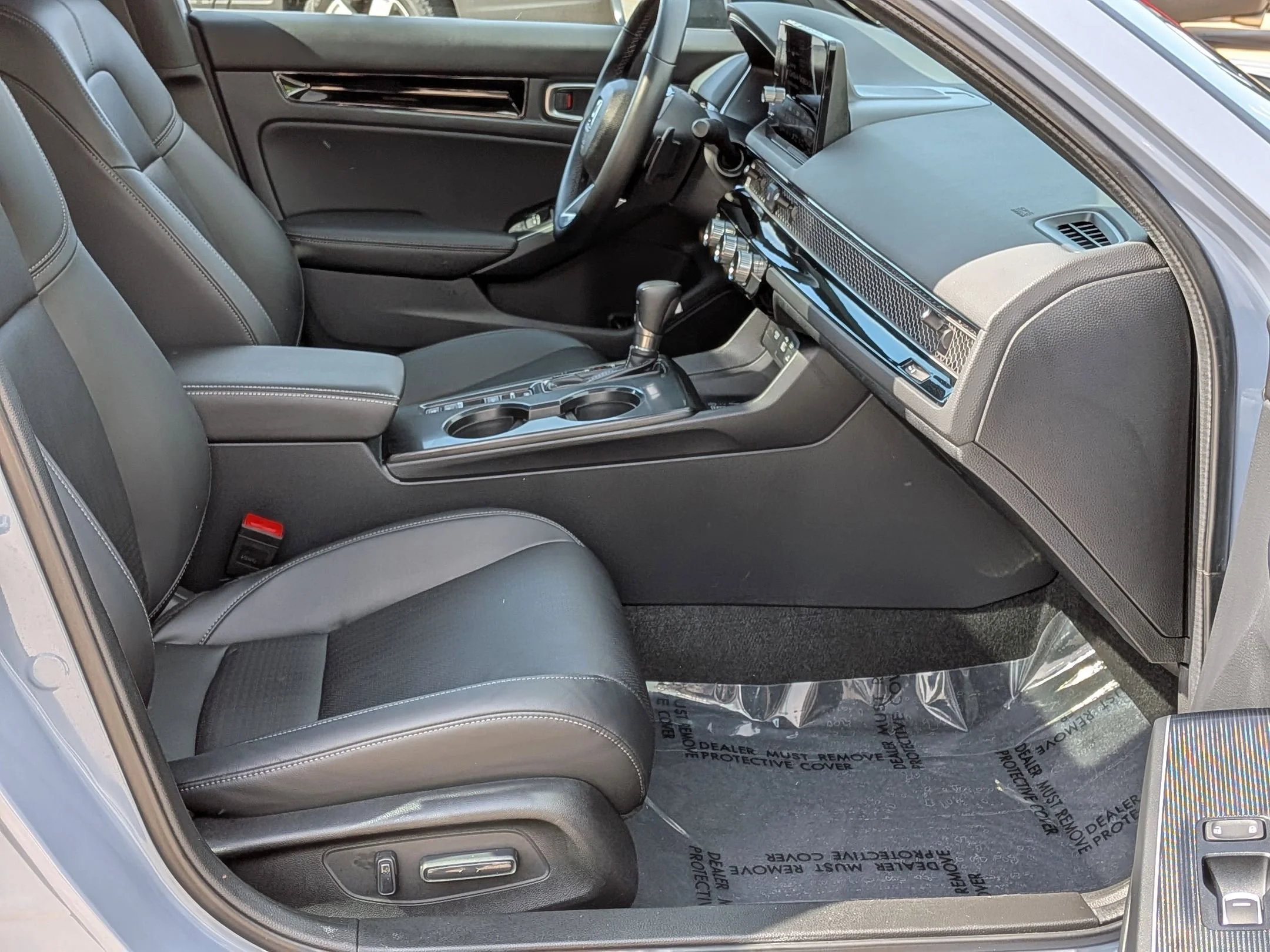 2023 Honda Civic Hatchback Sport Touring - Photo 31
