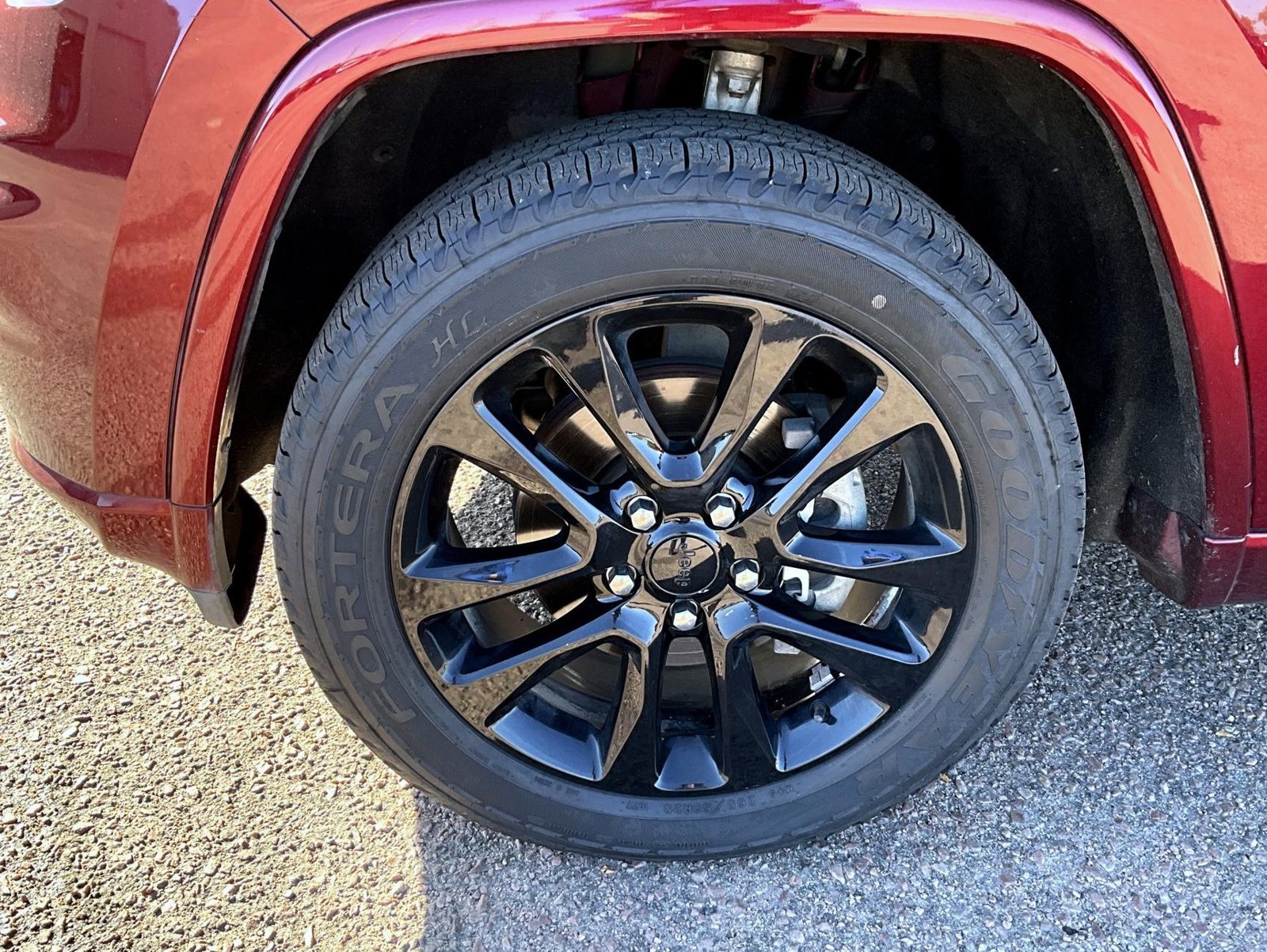 Certified Used 2020 Red Jeep Altitude image 22