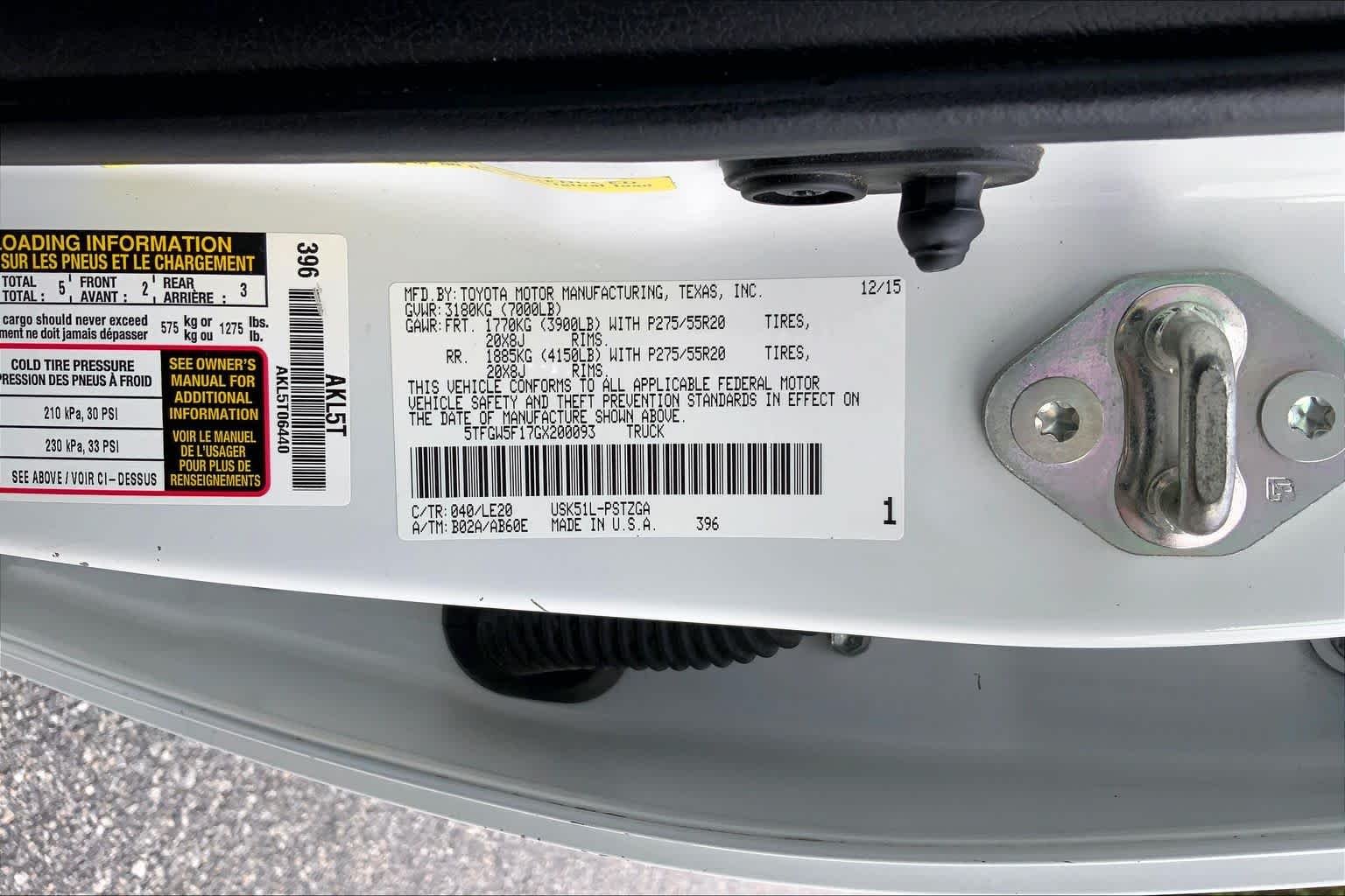 Used 2016 Super White Toyota Platinum image 29