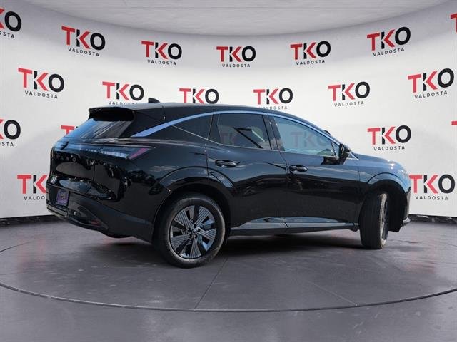 Used 2025 Super Black Nissan SL image 4