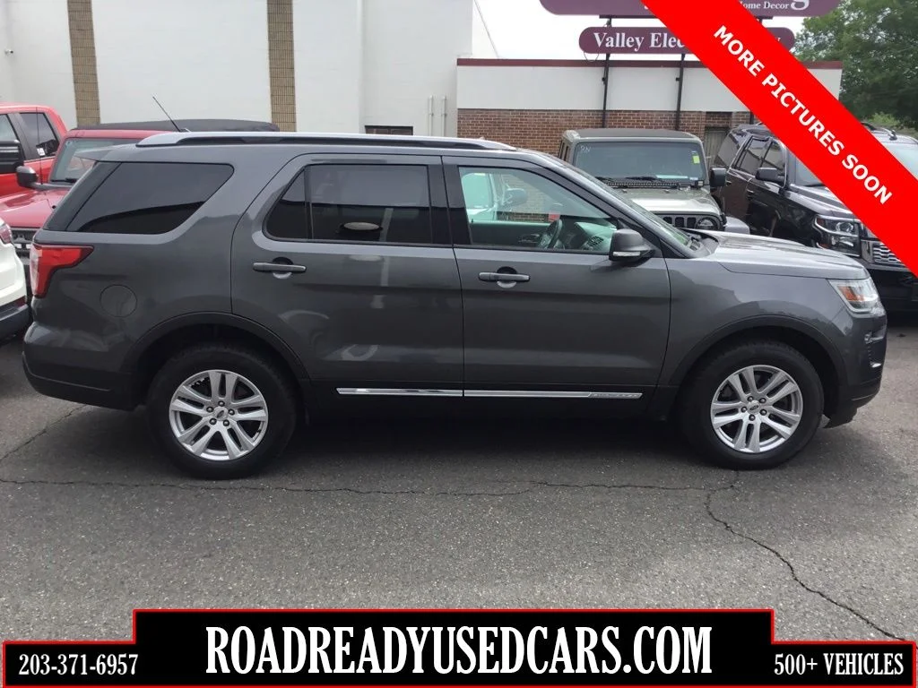 2019 Ford Explorer XLT 4WD's photo