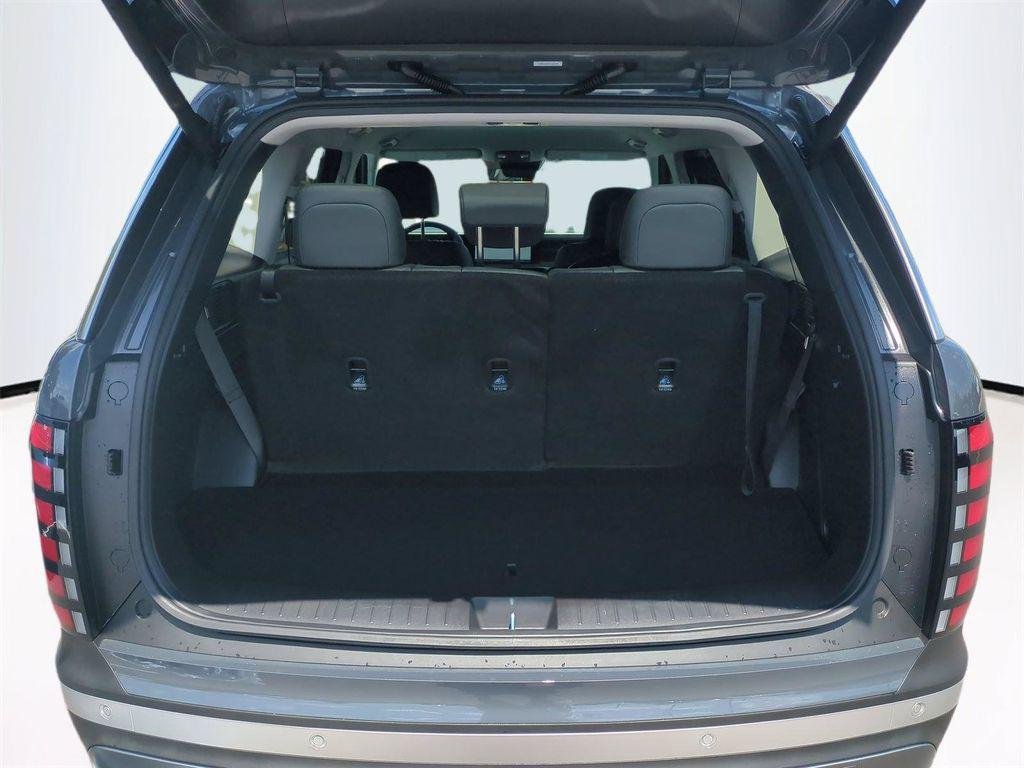 New 2026 Gray Hyundai SEL FWD image 14