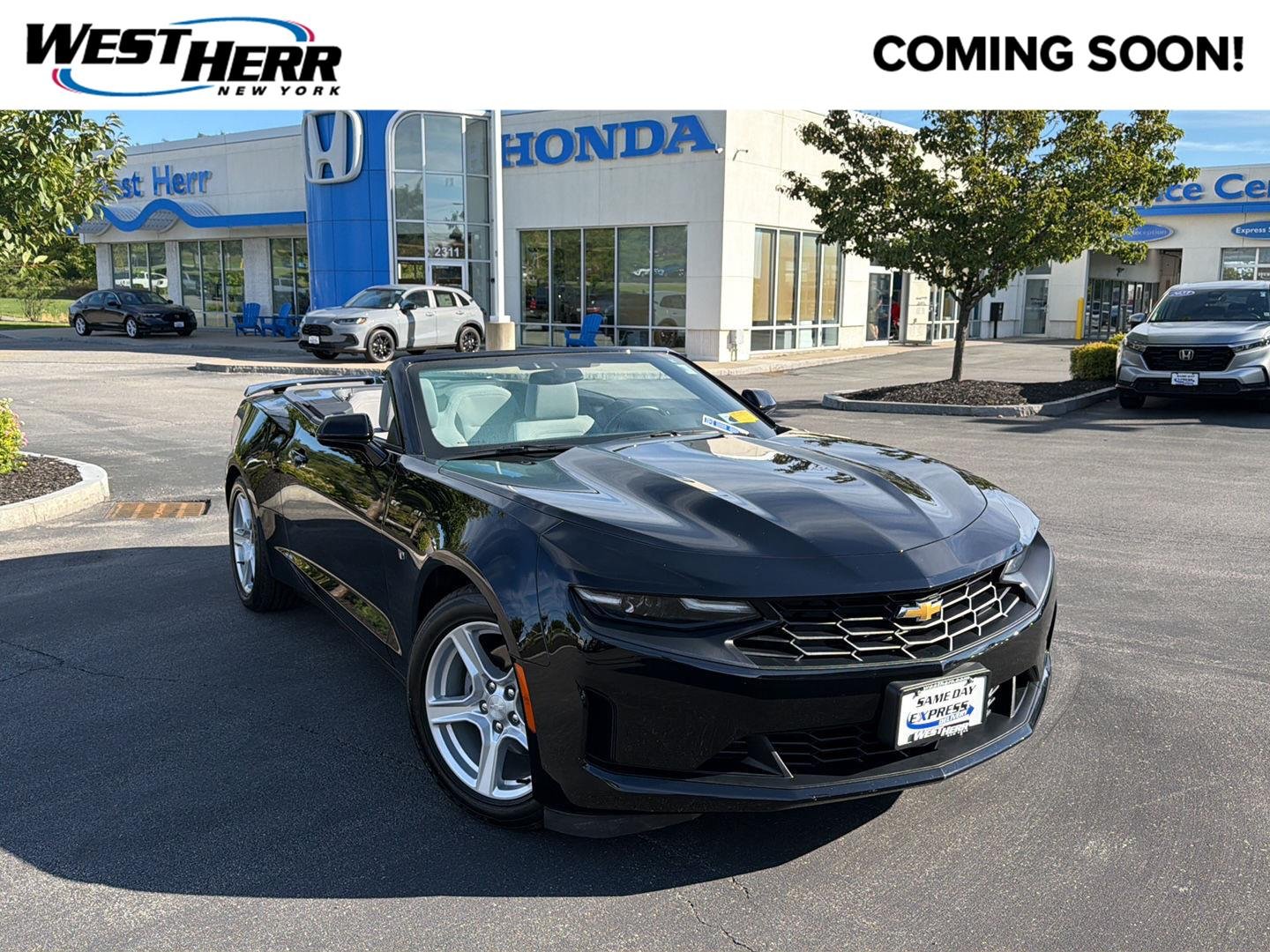 Used 2023 Black Chevrolet 1LT image 1
