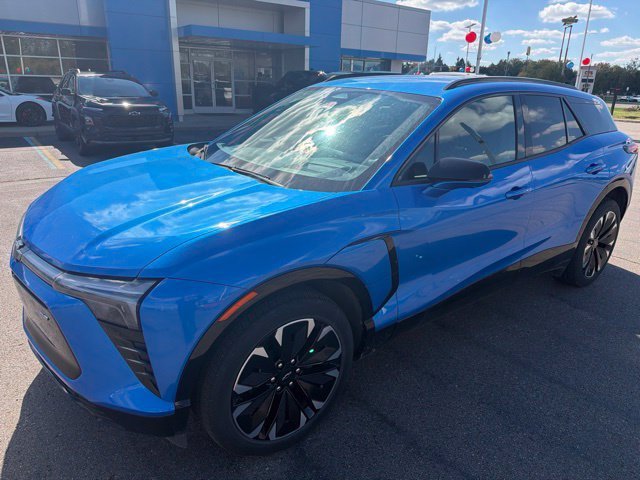 Used 2024 Chevrolet Blazer EV RS with VIN 3GNKDCRJ4RS103879 for sale in Milan, MI