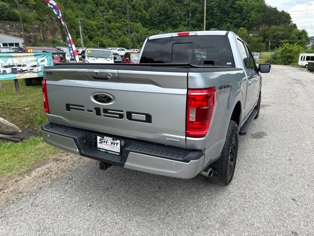 Used 2023 Silver Ford XLT image 3