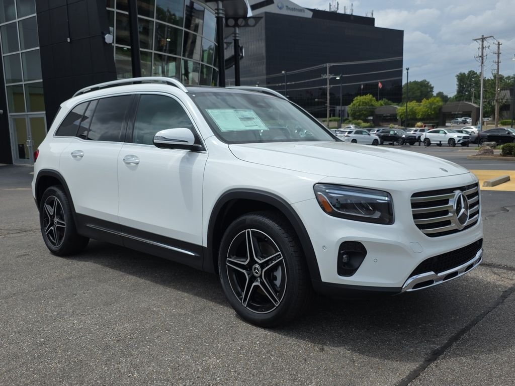 New 2026 White Mercedes-Benz GLB 250 image 7