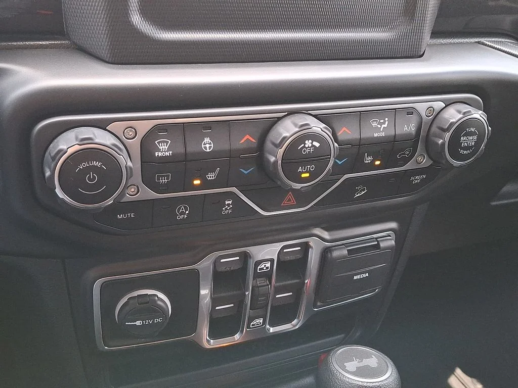2020 Jeep Wrangler Unlimited Altitude - Photo 12
