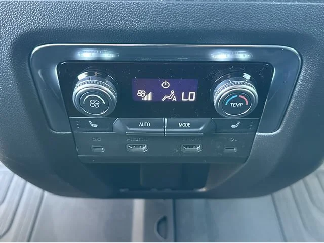New 2026 Summit White GMC Elevation image 27