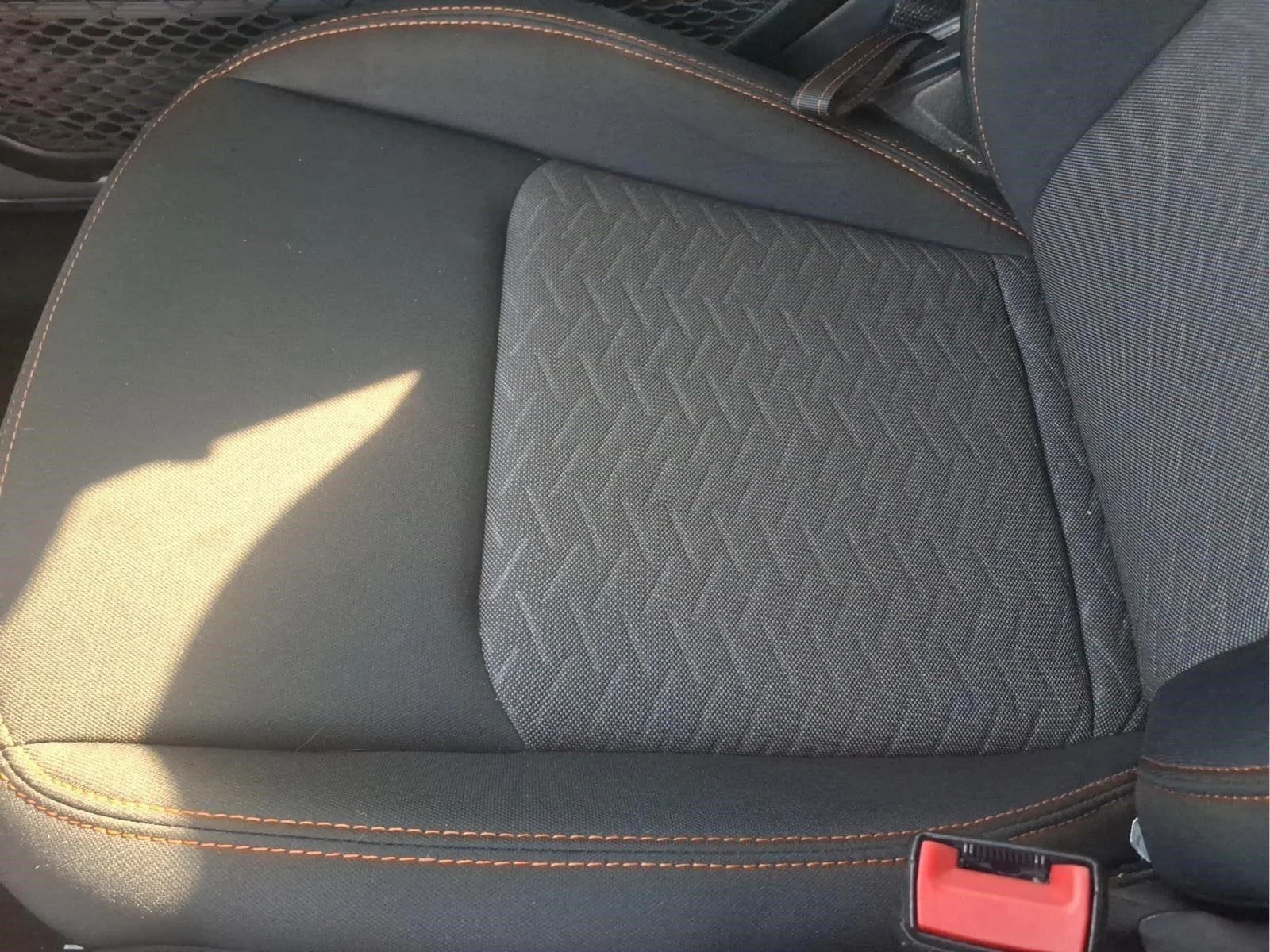 Used 2021 Billet Silver Metallic Clearcoat Jeep Mojave image 26