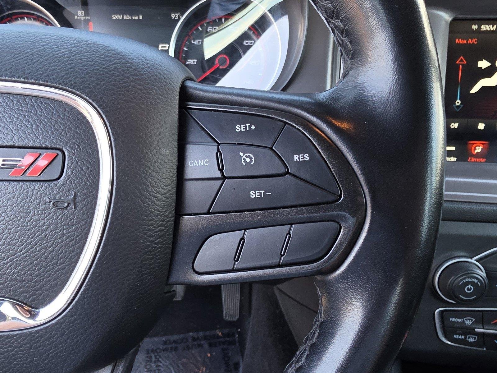 Used 2023  Dodge SXT image 28