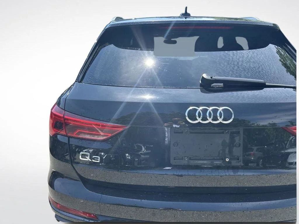 Used 2023 Black Audi Premium Plus image 5