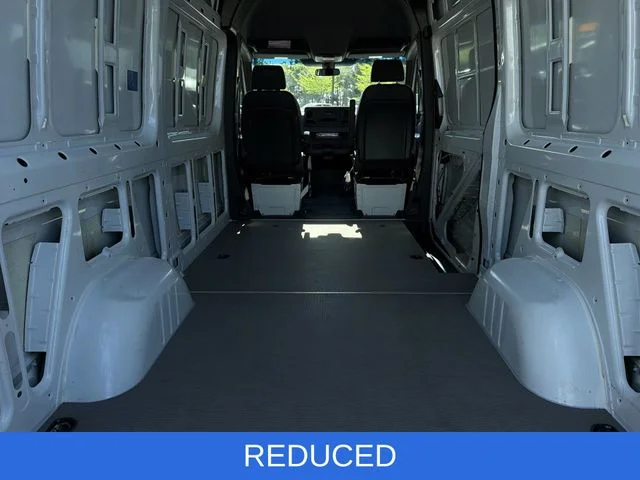 Used 2025 White Mercedes-Benz Cargo 144 WB image 34
