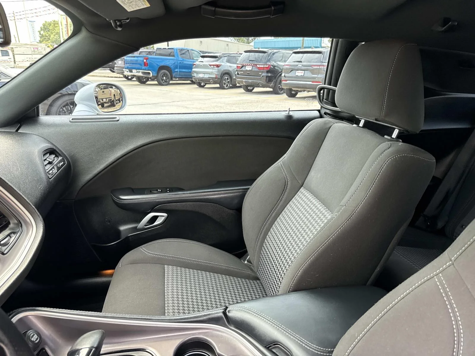 Used 2022 Triple Nickel Clearcoat Dodge SXT image 15