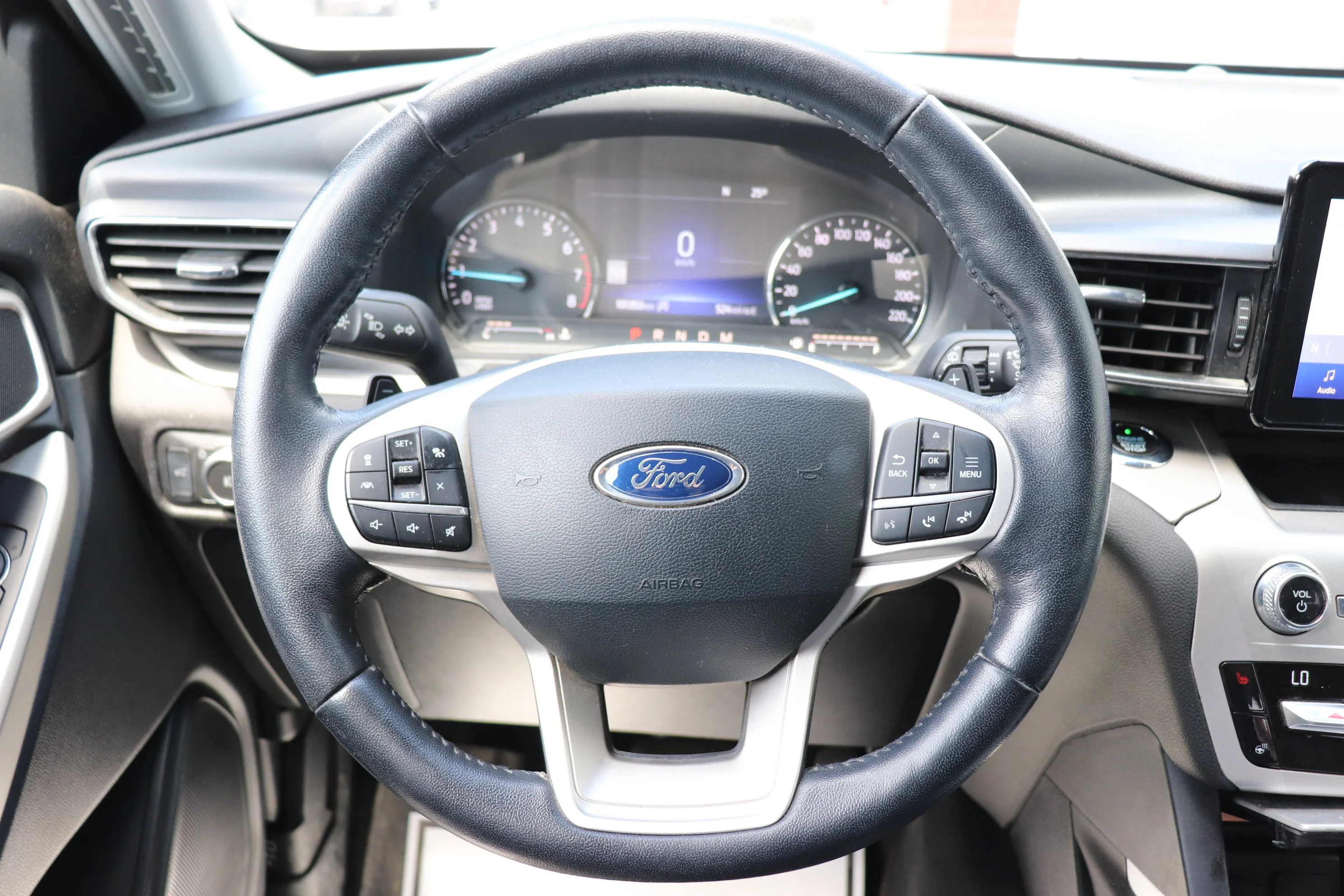 Used 2021 Gray Ford XLT 4WD image 13