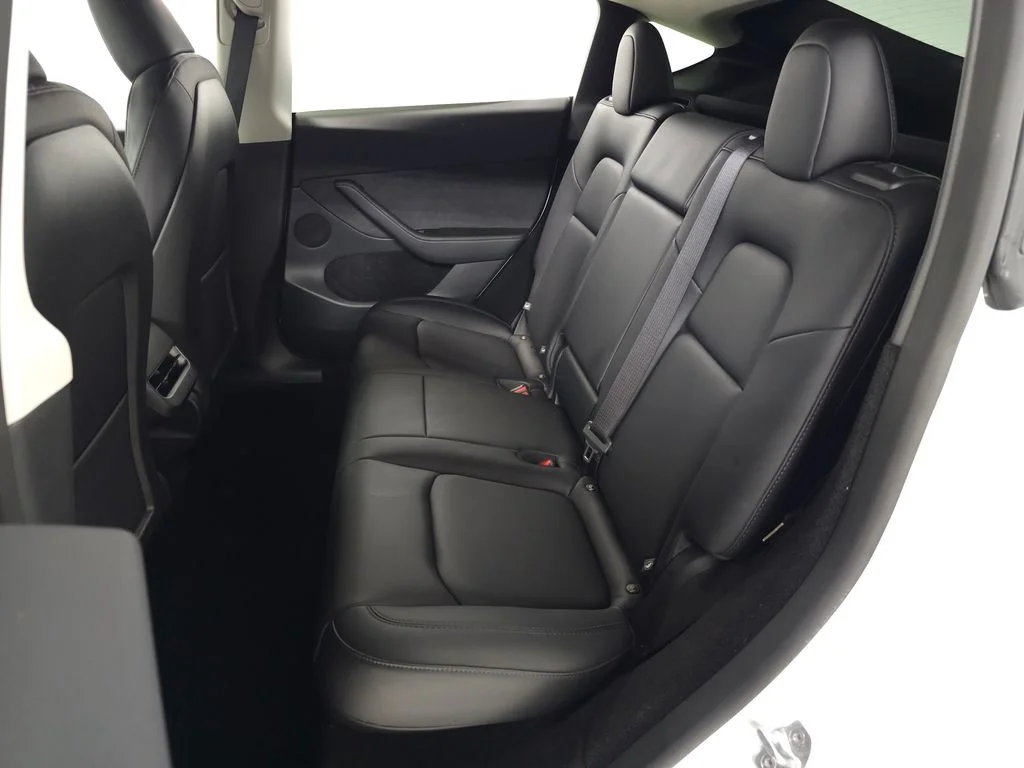 Used 2025 White Tesla Long Range image 32