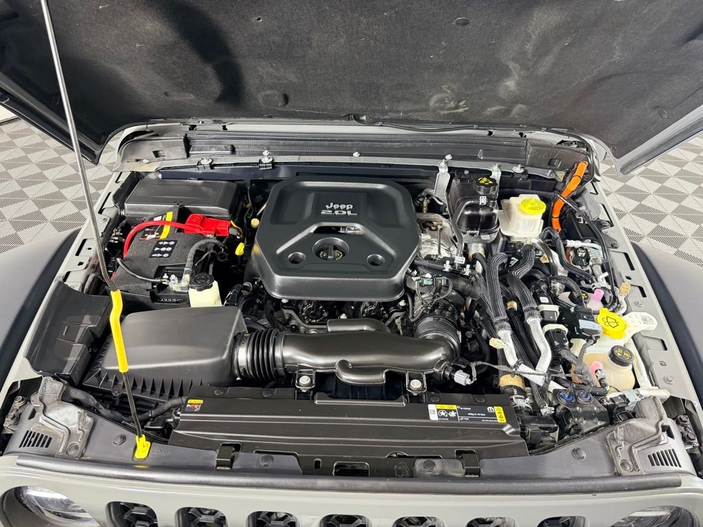 Used 2022 Gray Jeep Unlimited Rubicon 4xe image 39