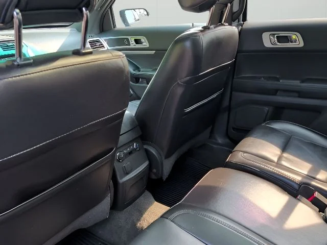 Used 2014 Blue Ford XLT image 32