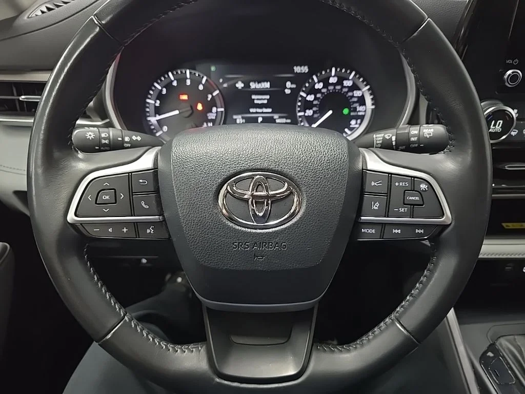 Used 2023 Magnetic Gray Metallic Toyota XLE image 20