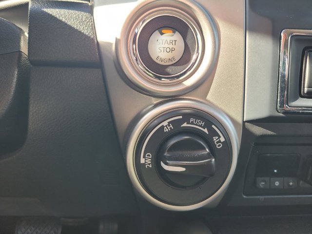 Used 2021 White Nissan SV image 26