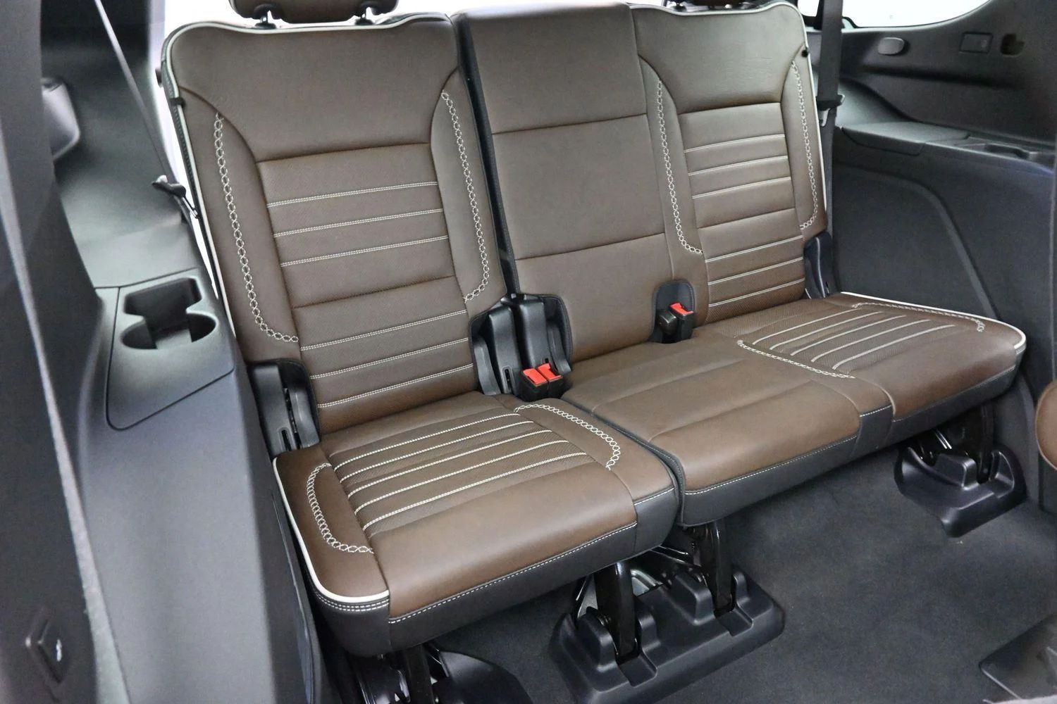 Used 2025 Volcanic Red Tintcoat GMC Denali Ultimate image 42