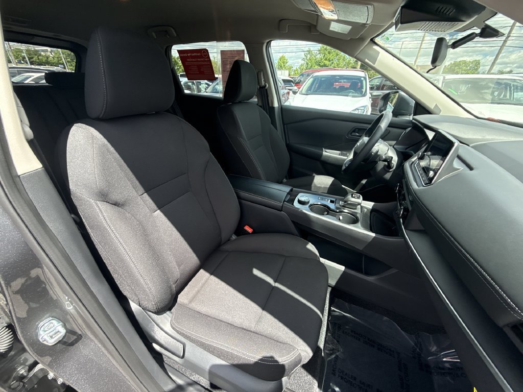 Used 2026 Gray Nissan S image 23