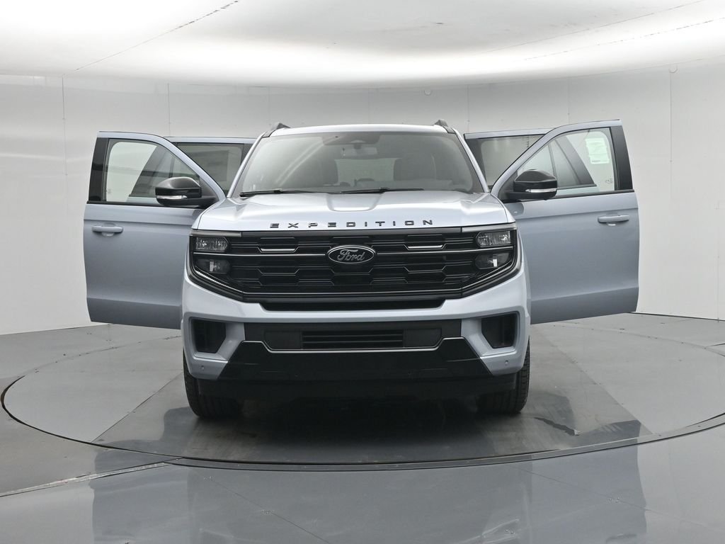 New 2026 Glacier Gray Metallic Tri-Coat Ford Platinum image 34