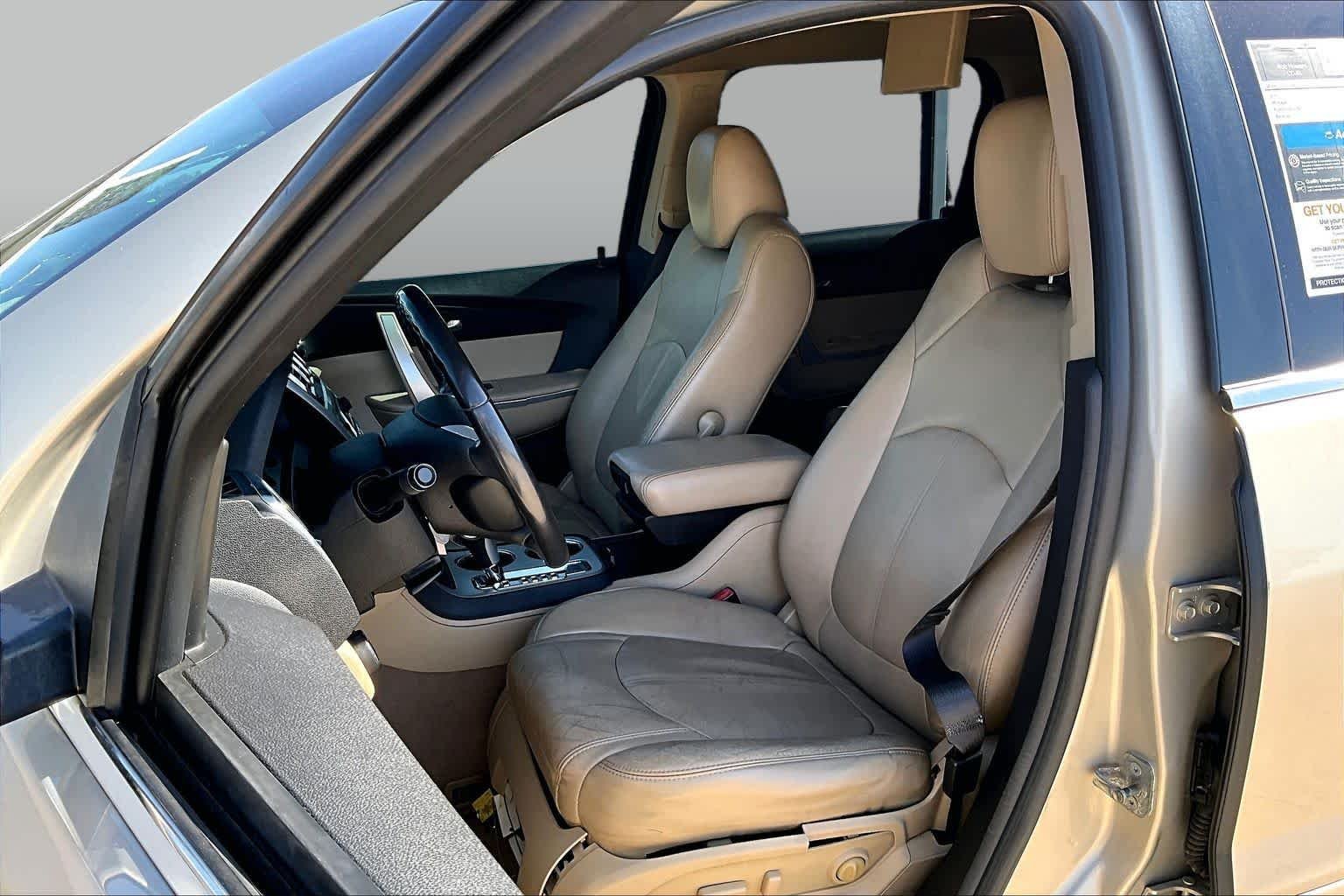 Pre-Owned 2011 GMC Acadia SLT1