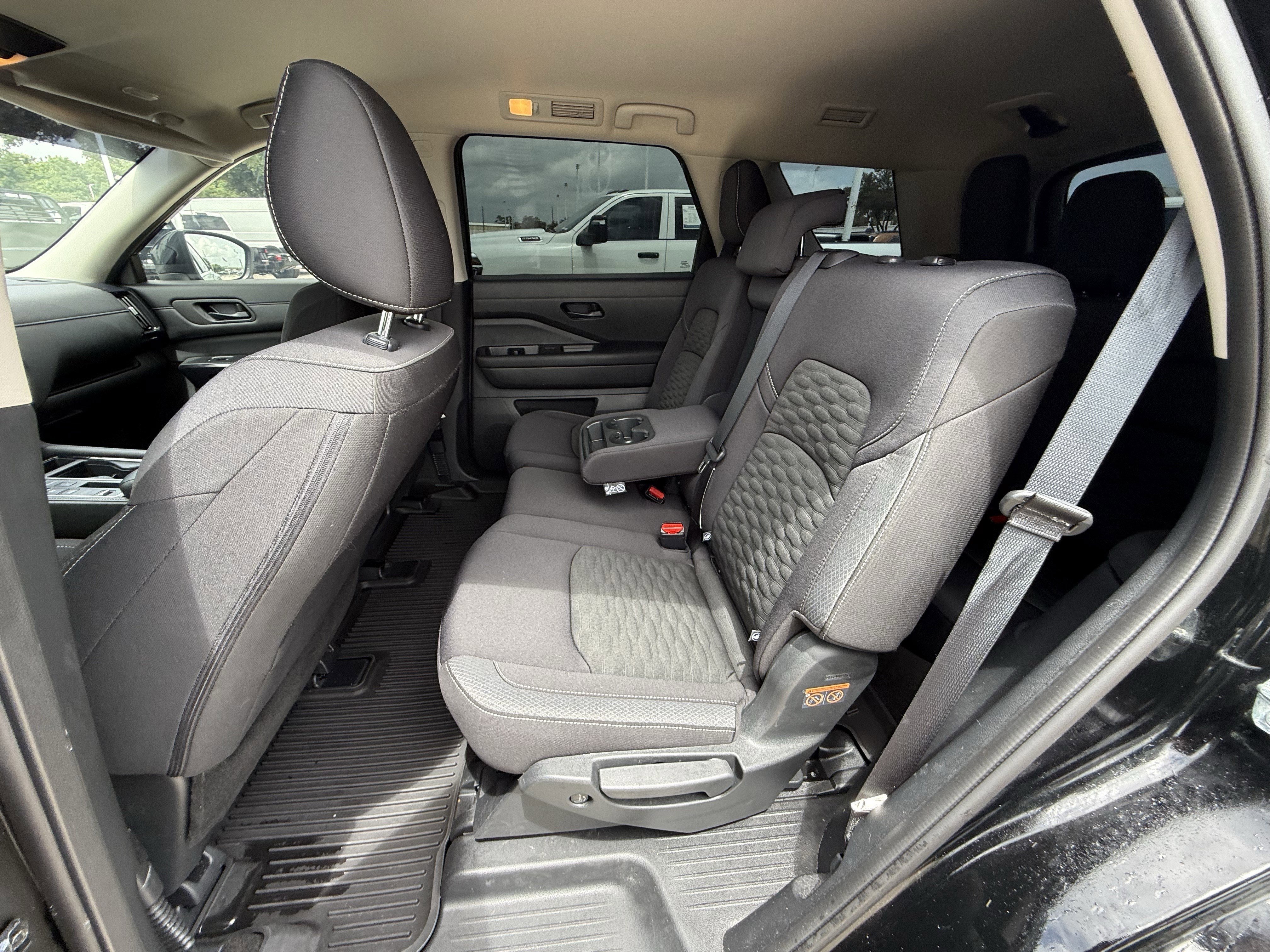 Used 2024 Super Black Nissan SV image 29