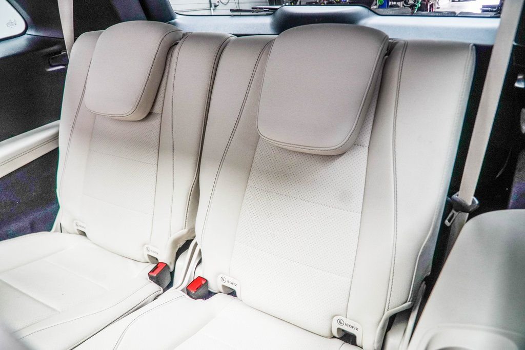 Used 2025 White Mercedes-Benz GLS 450 image 48