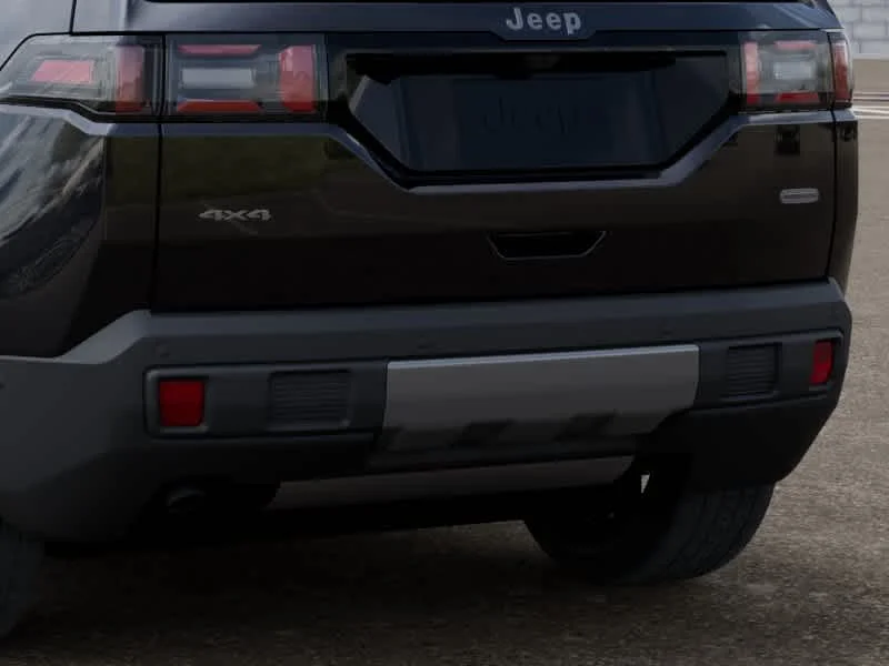 New 2026 Diamond Black Crystal Pearlcoat Jeep Overland image 13