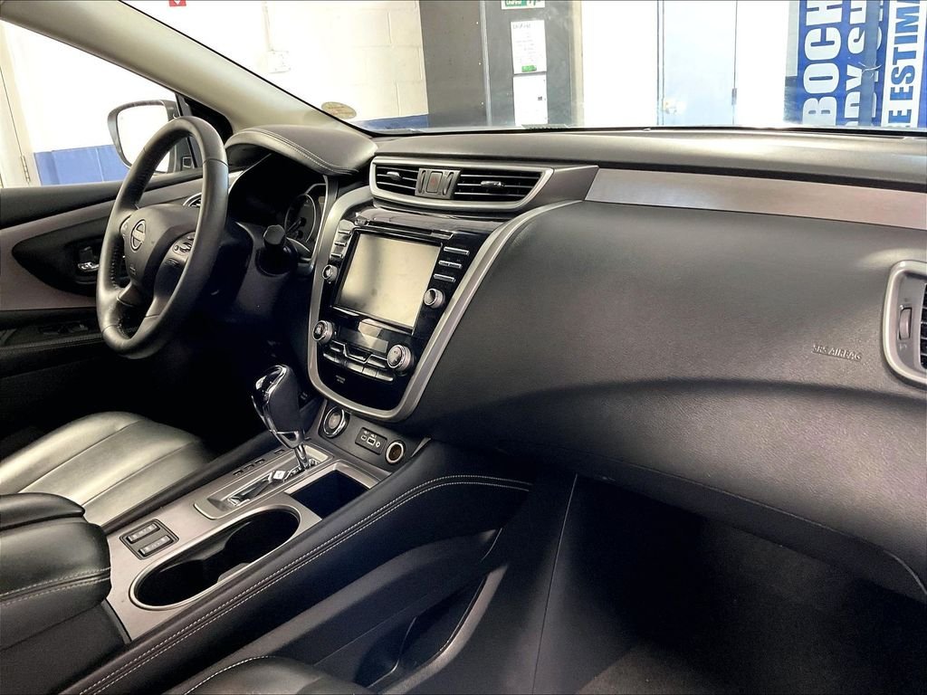 Used 2024 Gray Nissan SV image 14