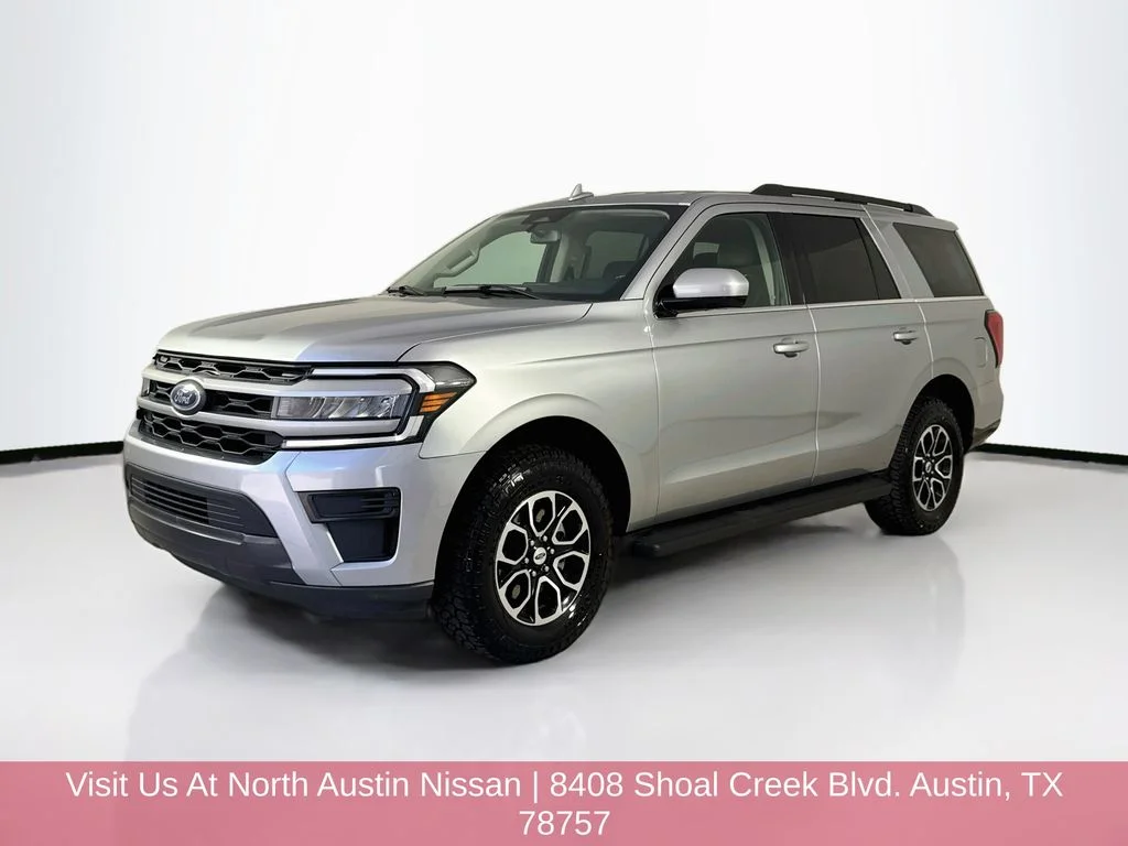 Used 2024 Silver Ford XLT image 3