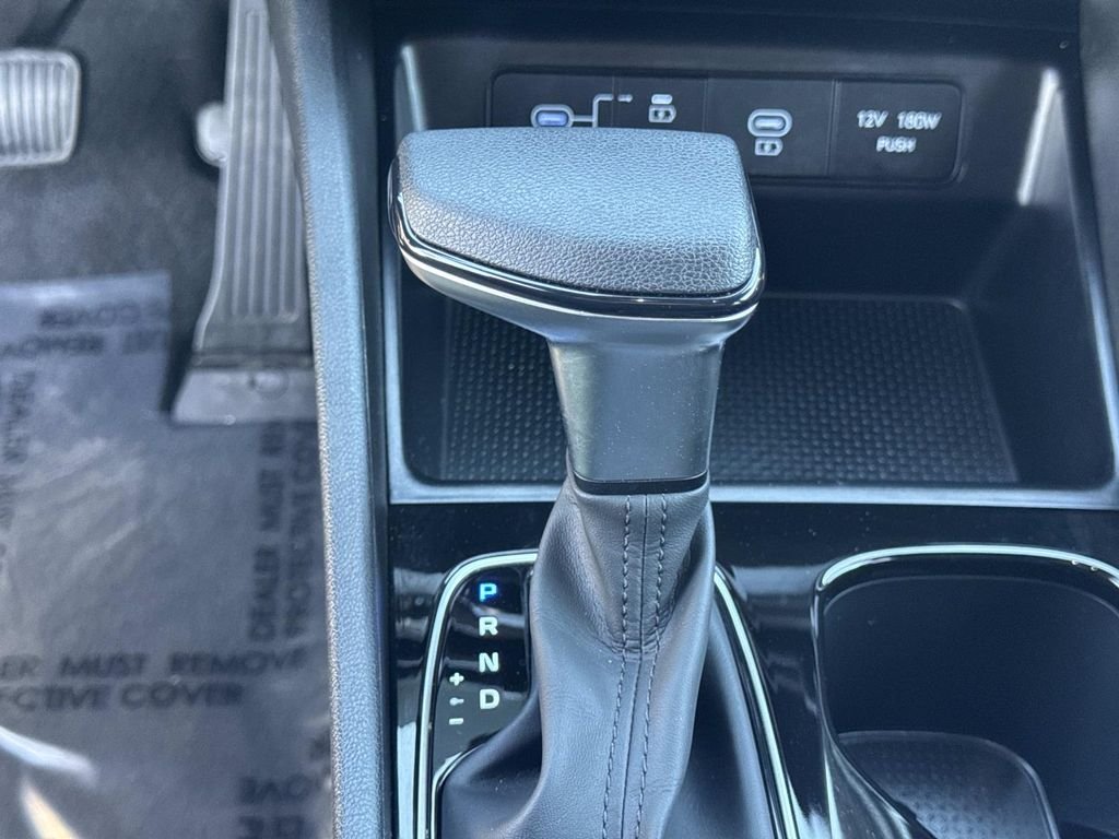 2025 Hyundai Santa Cruz SE - Photo 17
