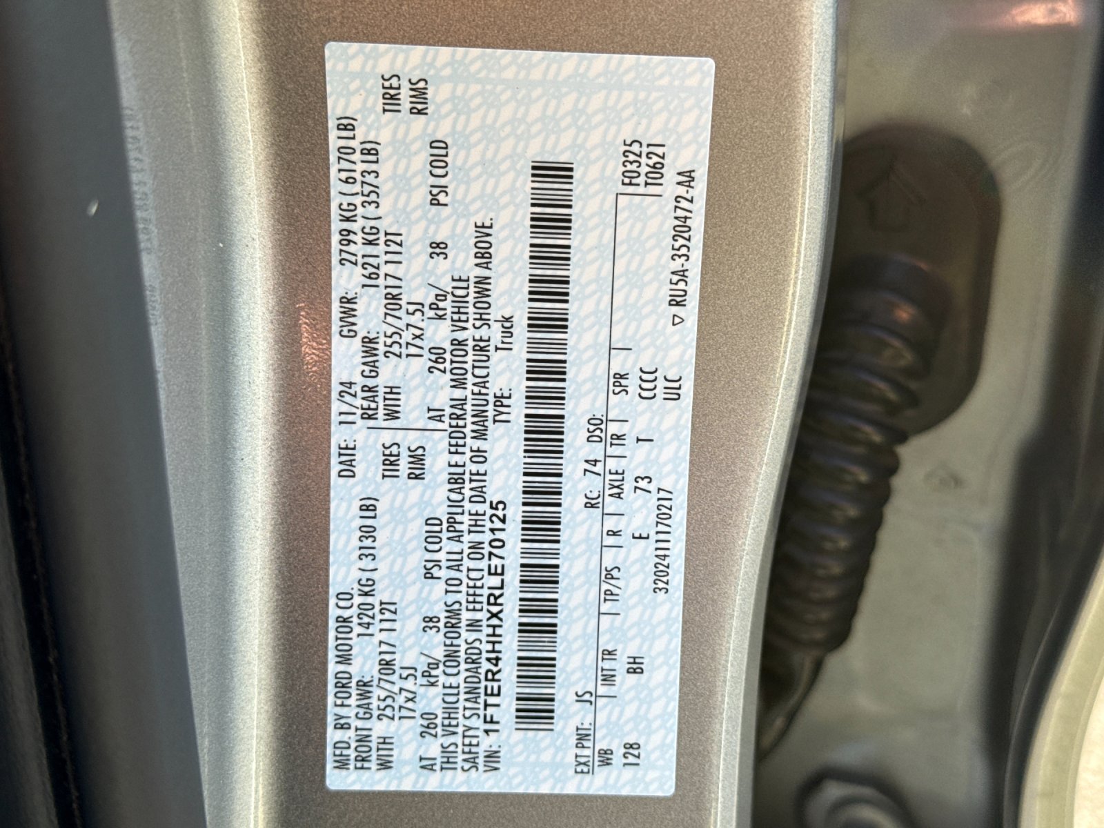 Used 2024 Silver Ford XLT image 31