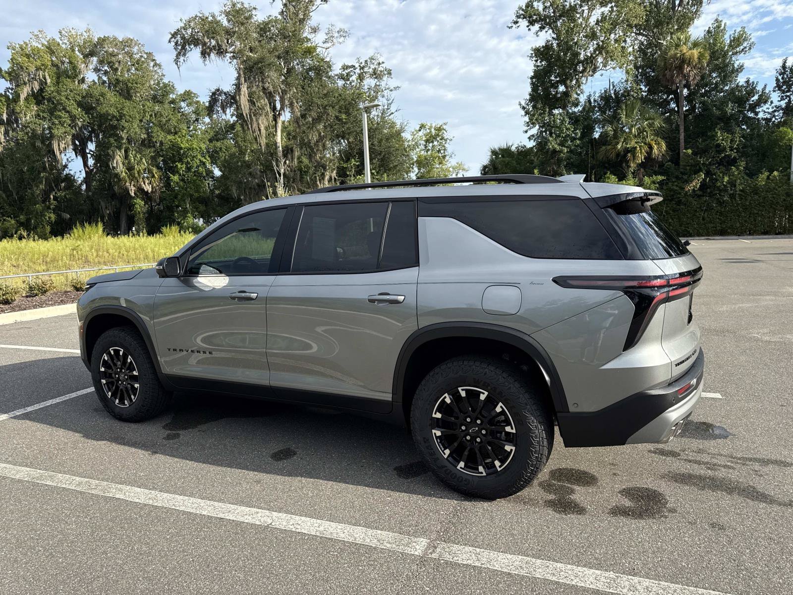 Used 2026 Sterling Gray Metallic Chevrolet Z71 image 4