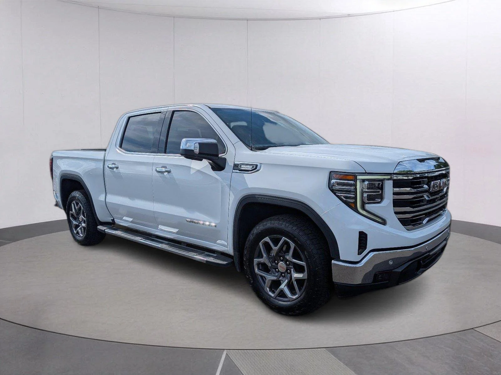 Used 2023 SUMMIT WHITE GMC SLT image 9