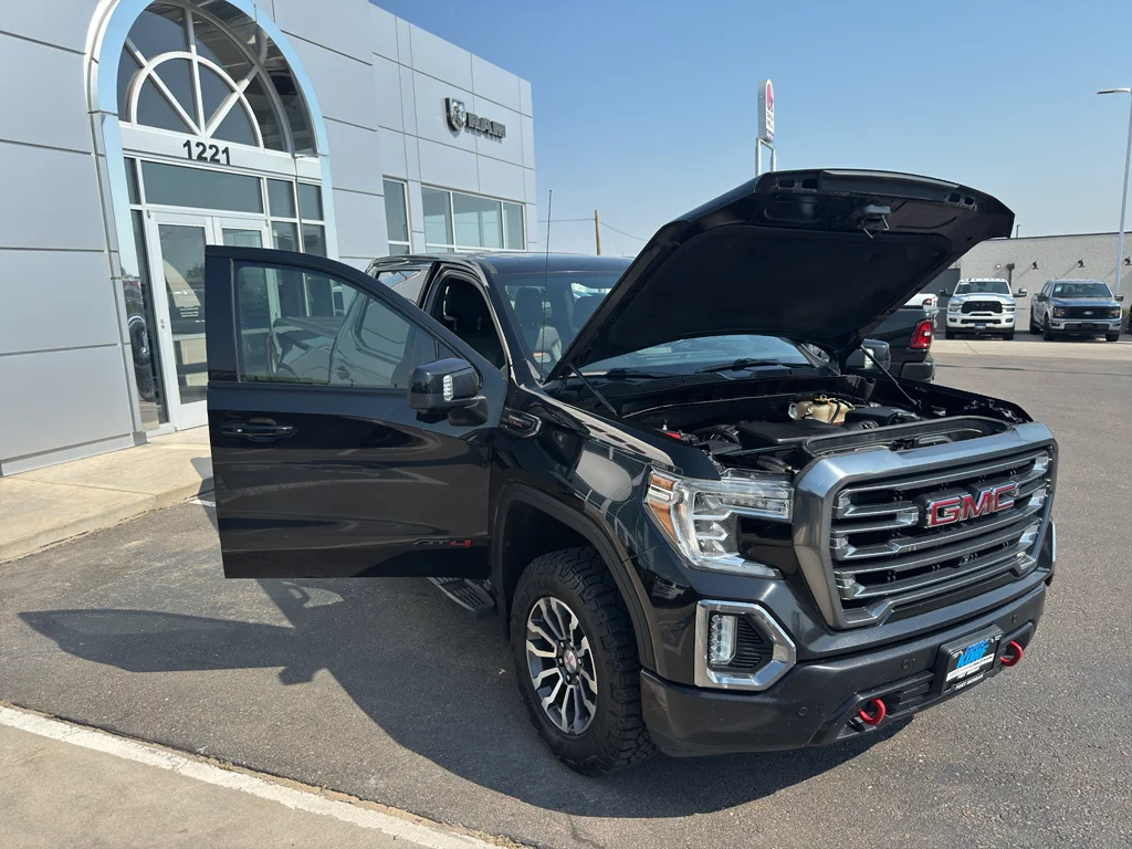 Used 2020 Onyx Black GMC AT4 image 22