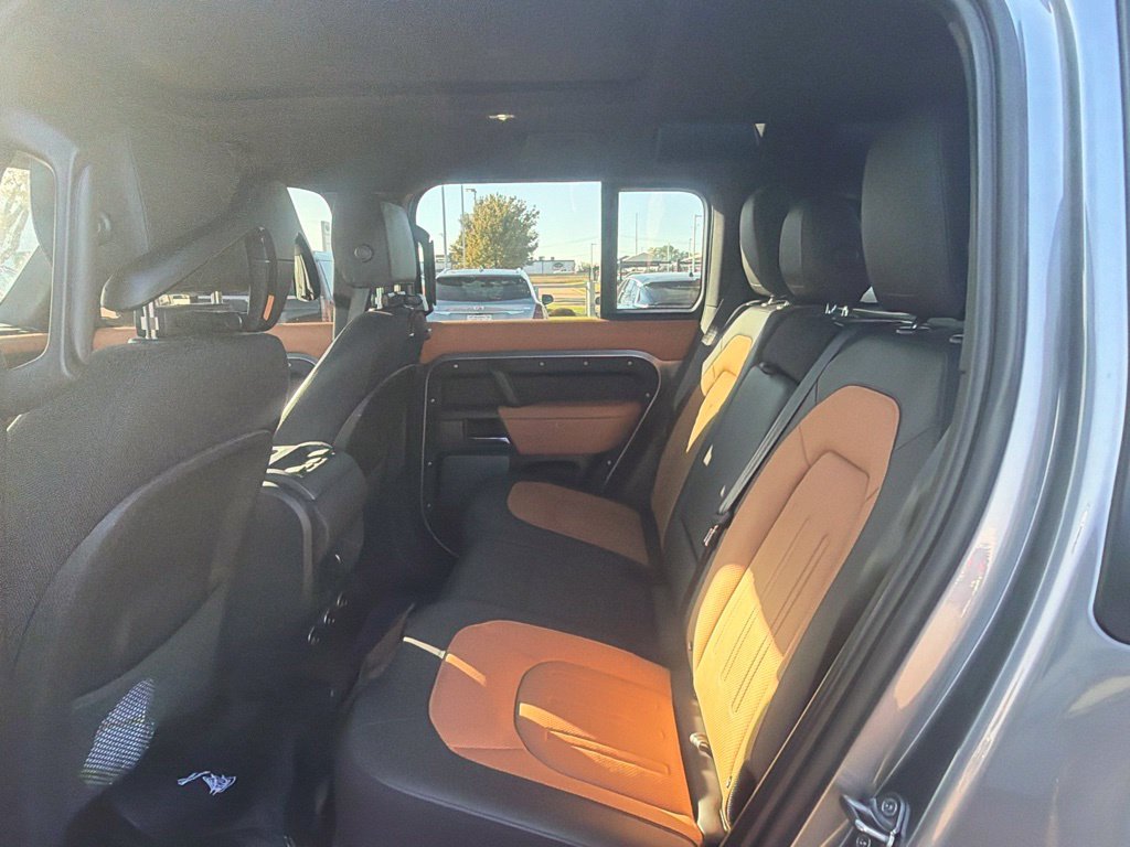 Used 2023 Eiger Gray Metallic Land Rover X image 6