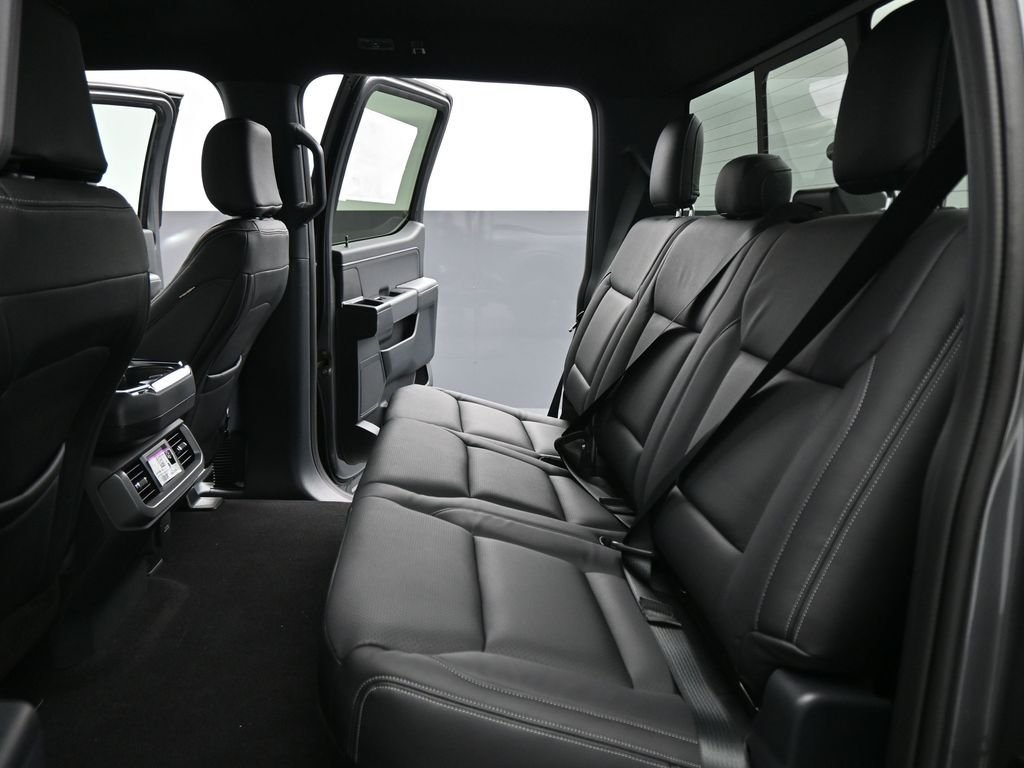 New 2026 Carbonized Gray Metallic Ford XLT image 20