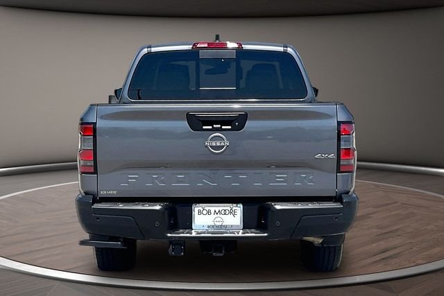 Used 2025 Gray Nissan S image 4