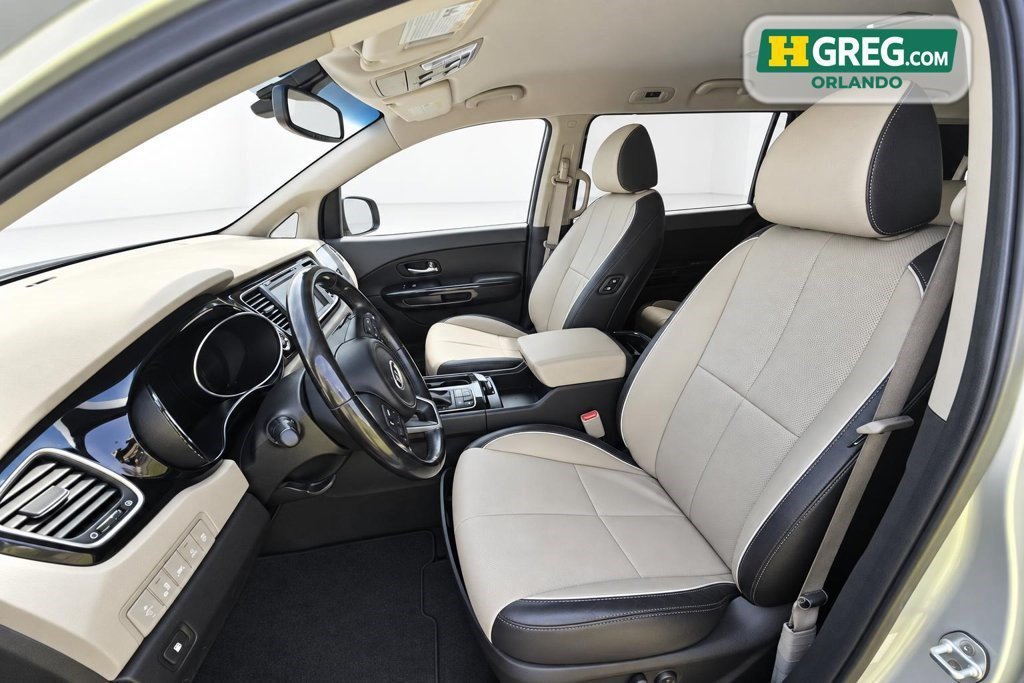 Used 2018 Silky Silver Kia SX-L image 6
