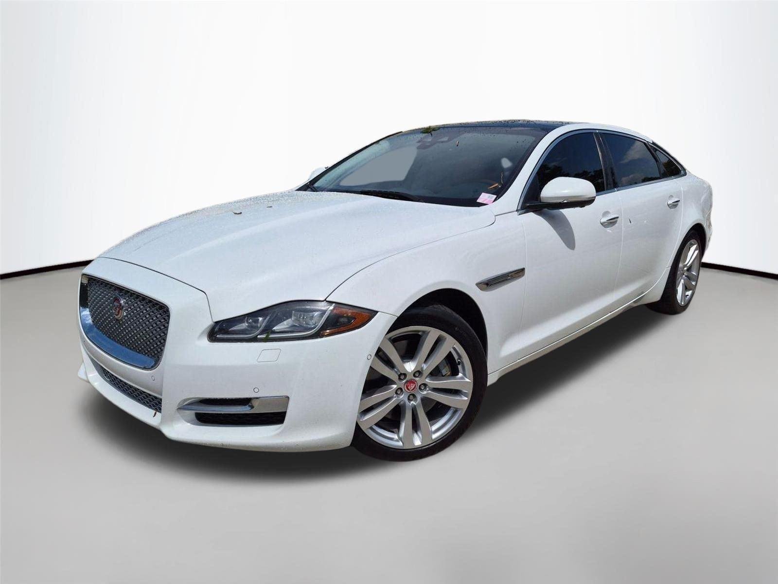 Used 2018 Fuji White Jaguar XJL Portfolio image 1